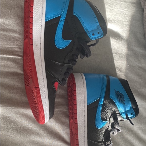 Jordan 1 high - Picture 2 of 2